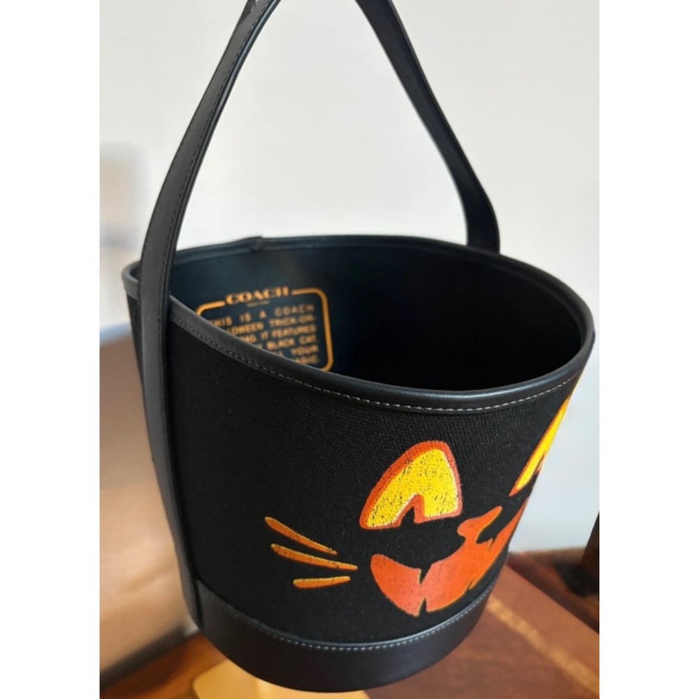 Coach Halloween Trick or Treat Bucket Bag Black Cat Canvas Leather NWOT - Picture 3 of 7